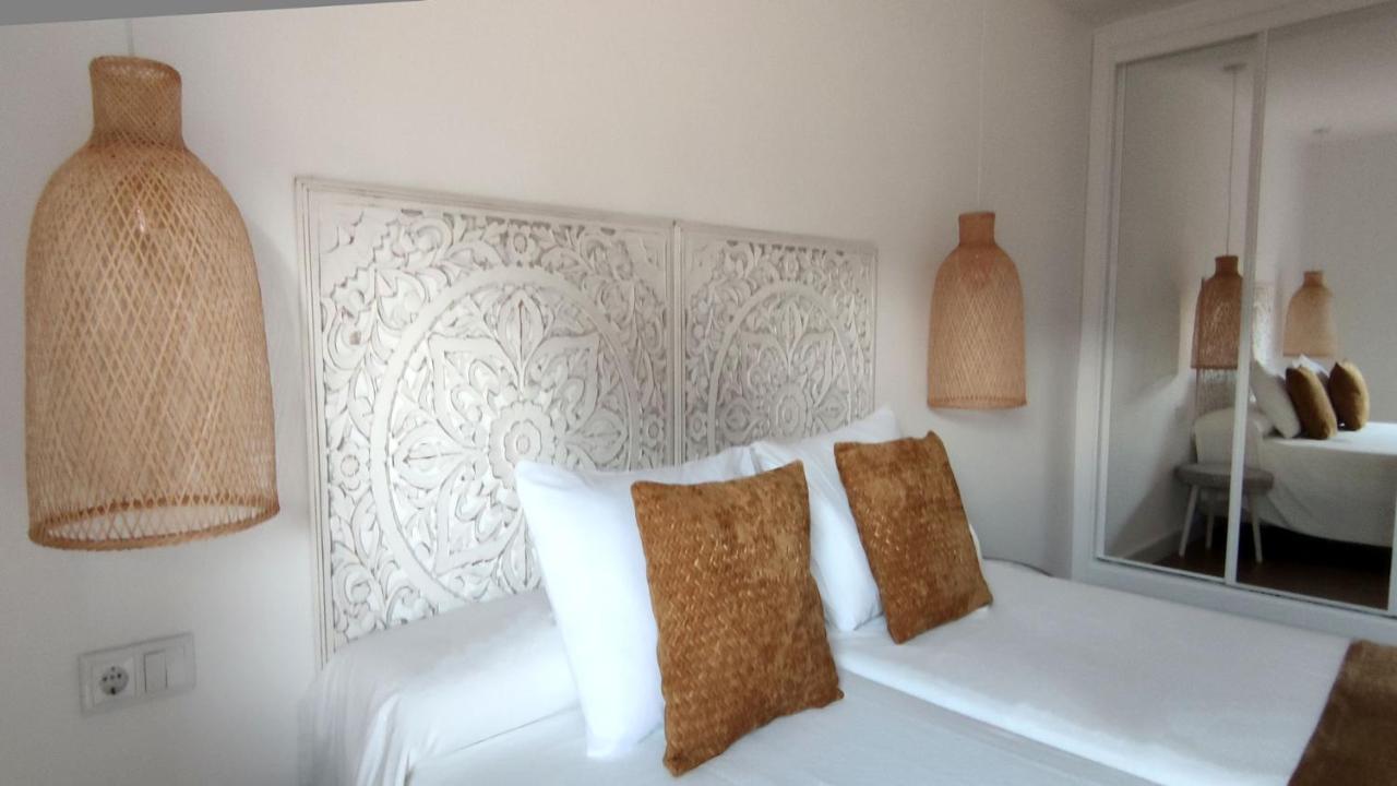 La Posada De Lola - Adults Only Hotel Bolonia Luaran gambar