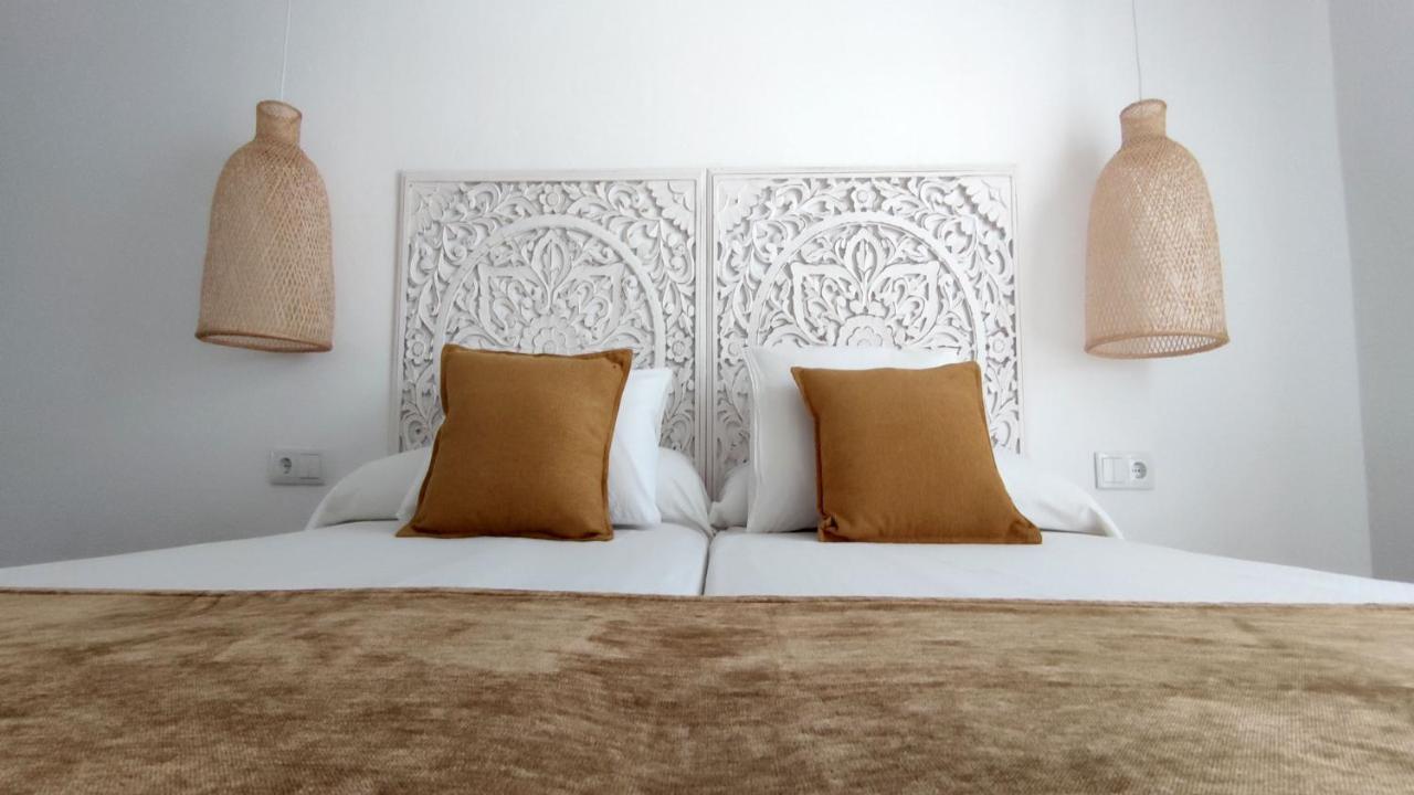 La Posada De Lola - Adults Only Hotel Bolonia Luaran gambar