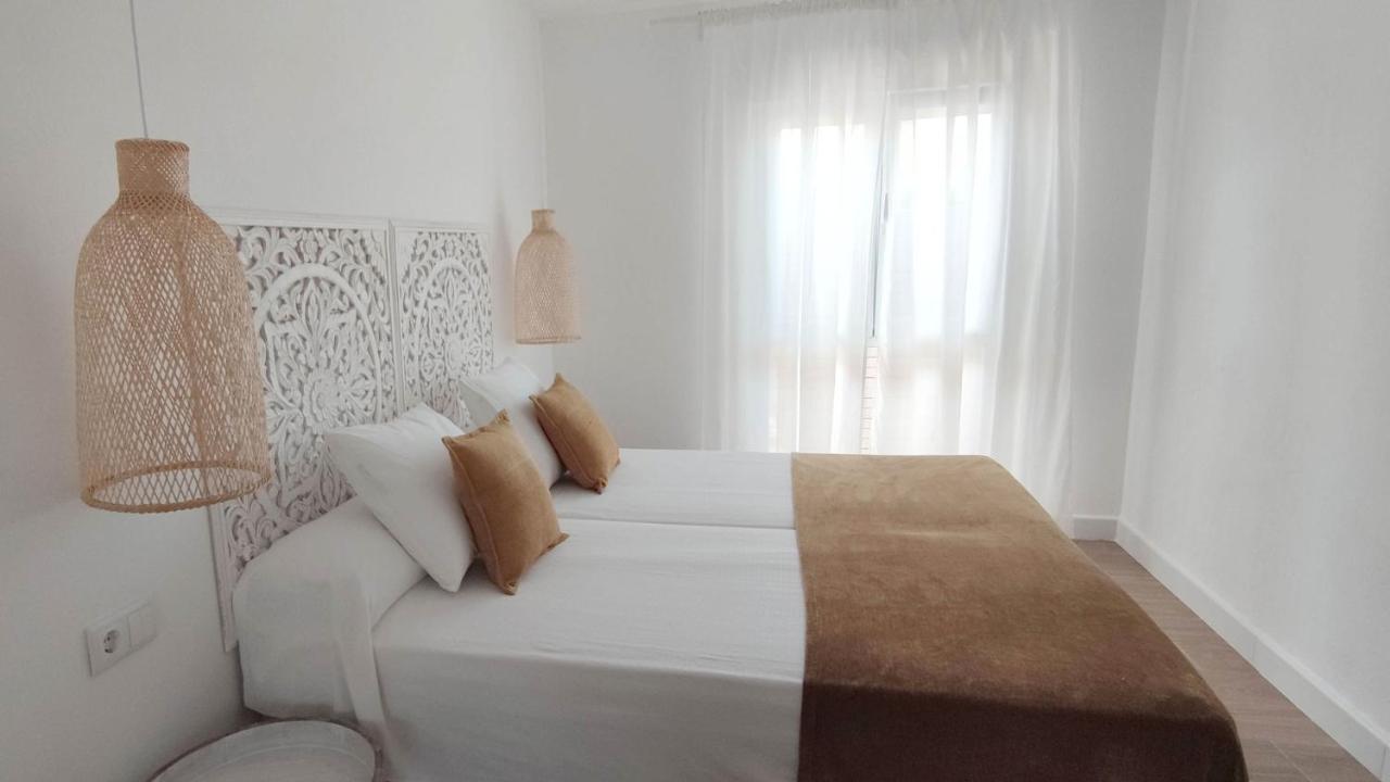 La Posada De Lola - Adults Only Hotel Bolonia Luaran gambar