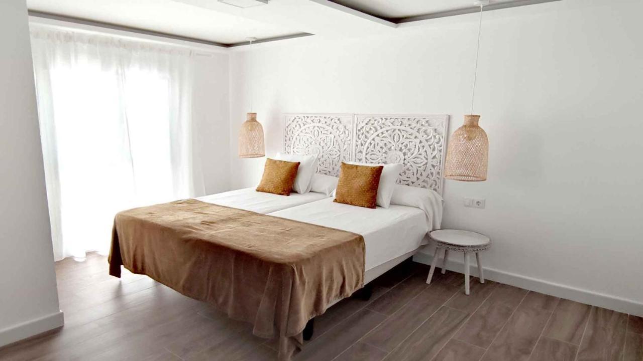 La Posada De Lola - Adults Only Hotel Bolonia Luaran gambar